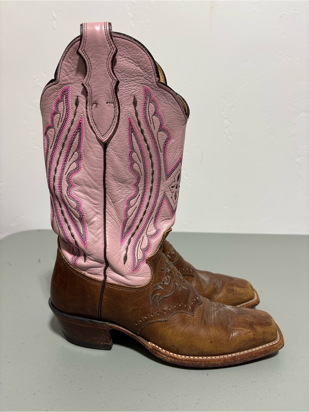 Justin Women's Cowgirl Western Two Tone Pink Brown Leather Boots 7D Rodeo Ranch